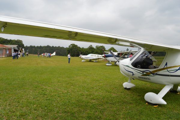 Aeródromo pode reduzir tempo de viagem e atrair investimentos, destaca Schneider 