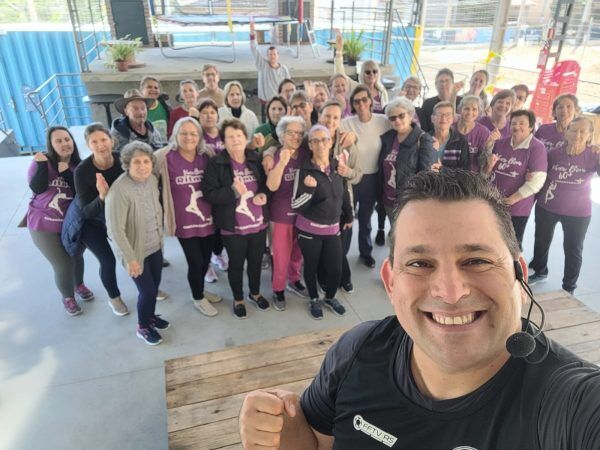 “A dança traz alegria e movimento”