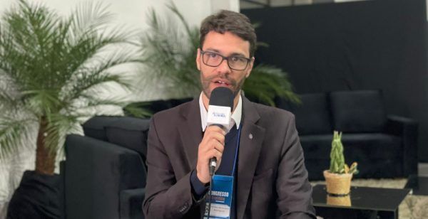 “Atividade portuária como um todo é feita por concessão”, diz presidente da Portos RS