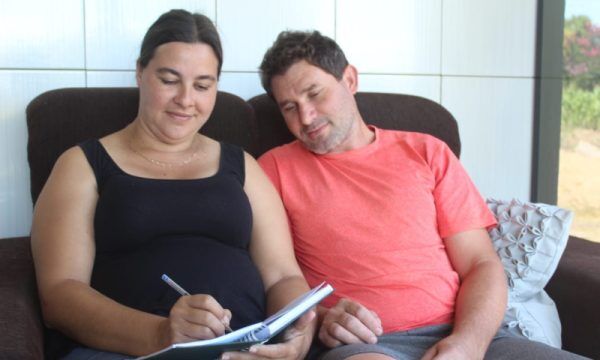 Família angaria recursos para custear cirurgia de pedreiro