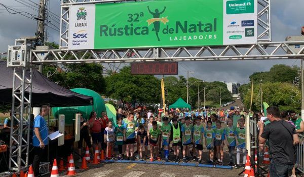 FOTOS: Rústica de Natal movimenta Lajeado neste domingo