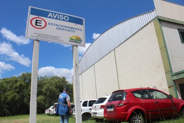 Município propõe isenção de IPTU em terrenos para estacionamentos públicos