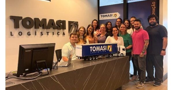 Tomasi Logística inaugura sede no 300