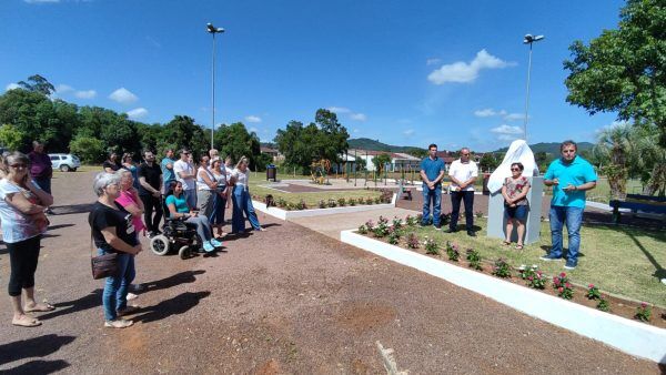 Inaugurada a Praça Kanísio Gabriel