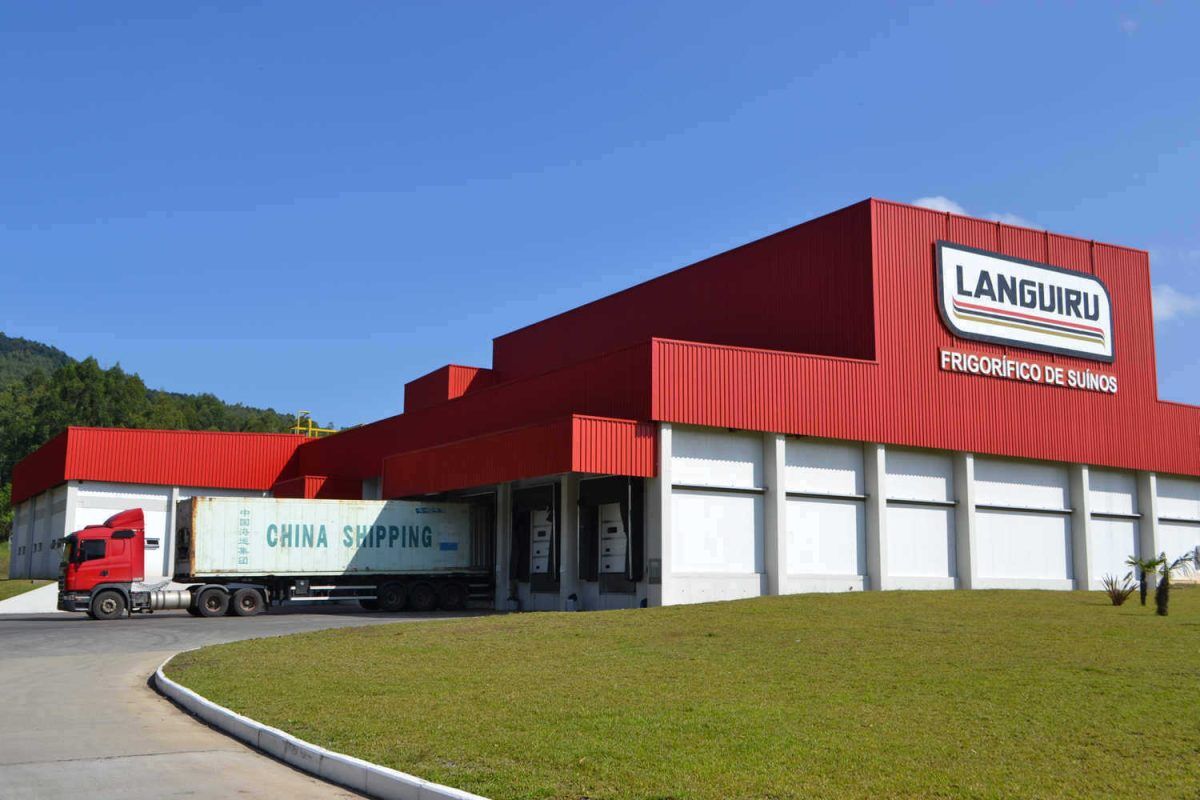 Languiru anuncia demissão de 500 funcionários