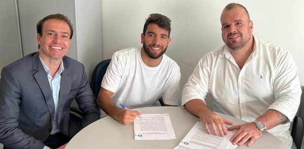 Volante Pepê é o primeiro reforço do Grêmio para 2023