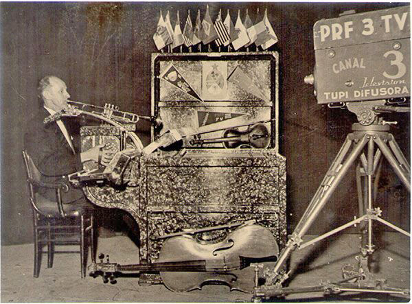 Há 50 anos, a morte do “Homem-Orquestra”
