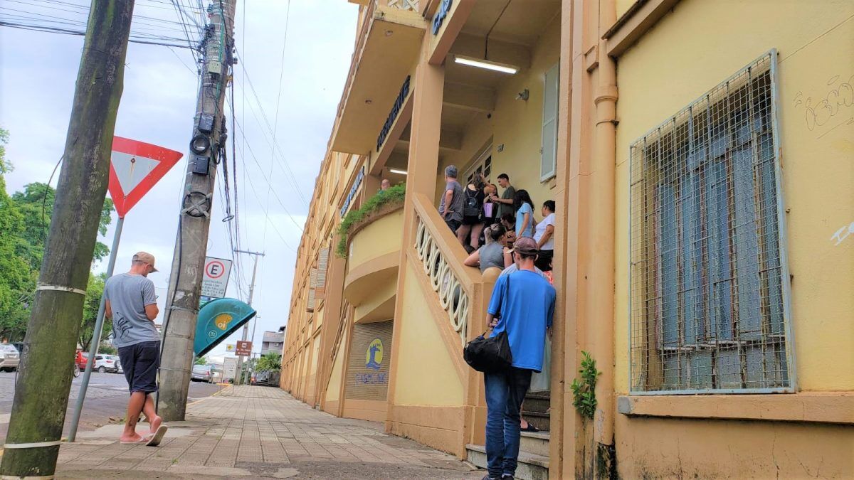 Rede estadual inicia matrículas e Lajeado registra filas nas escolas