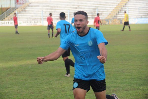 Lajeadense joga bem e goleia o Inter Sub-20 na Arena