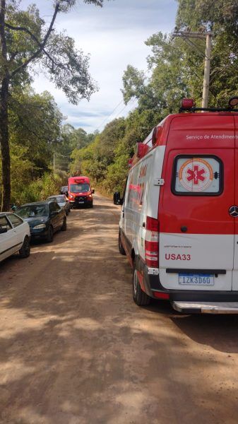 Jovem é resgatado por bombeiros em cascata na Linha 17 de Junho