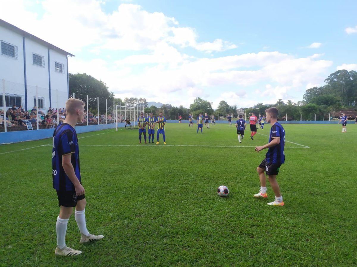 Tarde de decisões no esporte amador do Vale