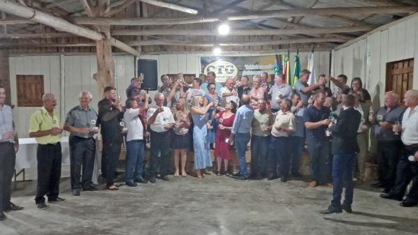 Sessão homenageia  ex-vereadores nos  31 anos de Sério