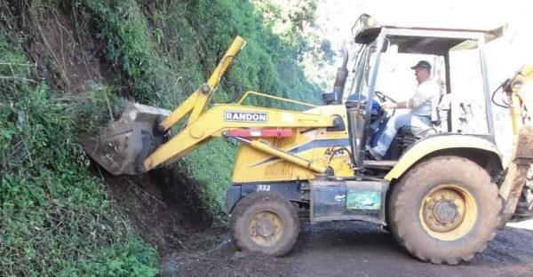 Retroescavadeira da prefeitura é furtada em Muçum