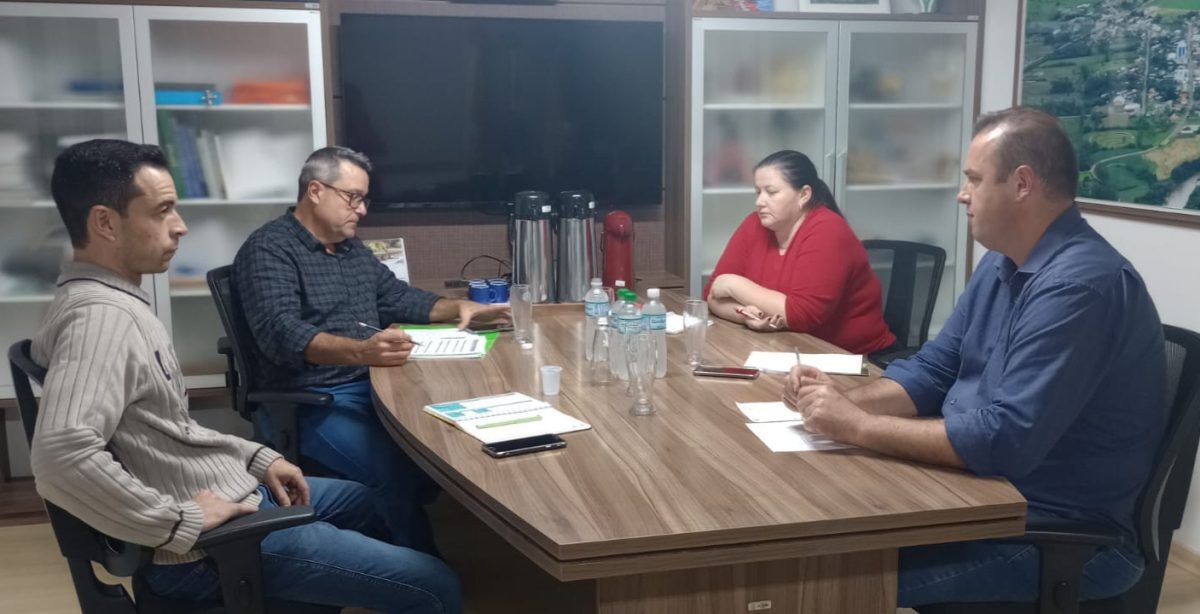 Comissão prepara feira regional de orquídeas e artesanato