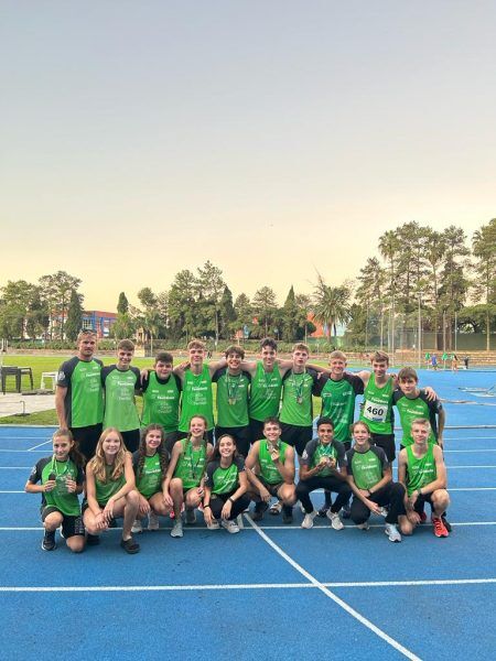 Equipe teutoniense traz medalhas de competição disputada em Porto Alegre