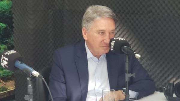 “Não serei candidato à reeleição em 2026”