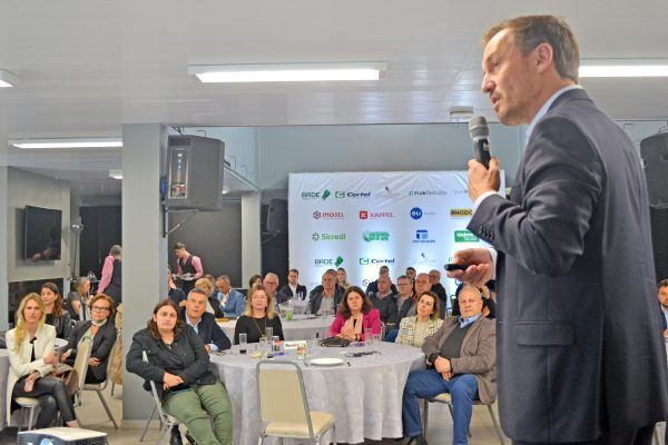 “Vamos tratar 45% do esgoto nos próximos quatro anos”, diz Aegea