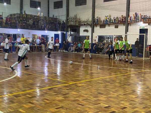 Intercomunitários de Estrela retoma jogos coletivos