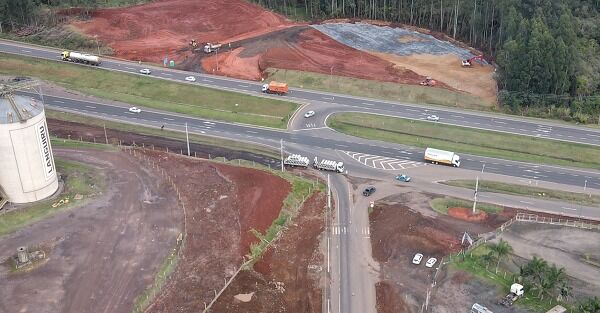 BR-386 será bloqueada para detonação de rochas em novo trevo de Estrela