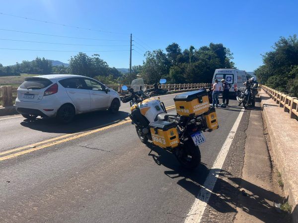 Acidente deixa motociclista ferido na ponte sobre o Arroio Forqueta