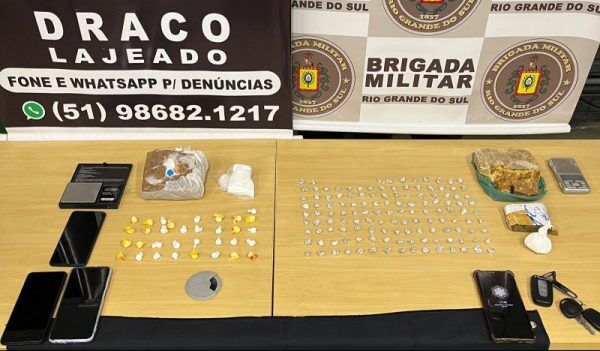 Draco prende dupla por tráfico de drogas