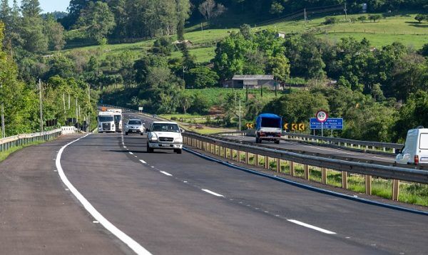 CCR libera sete quilômetros da duplicação na BR-386, em Marques de Souza