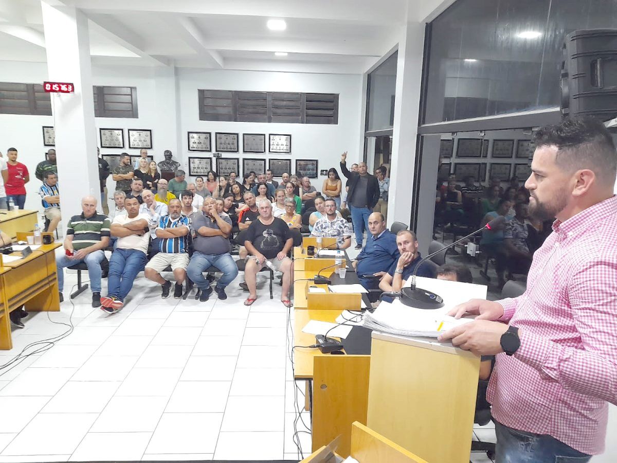 Grupo de bombeiros voluntários  busca apoio e conscientização