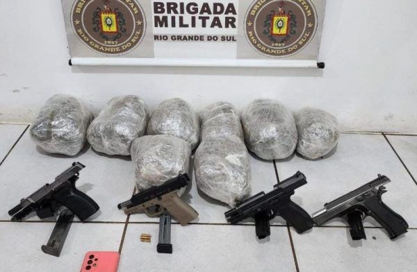 Mulheres são presas com drogas e armas em Lajeado