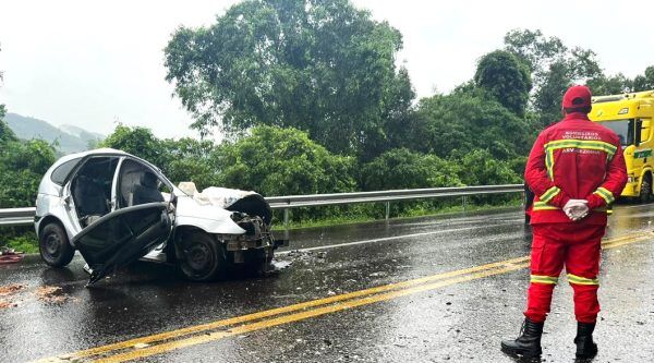 Acidente mata mulher na BR-386, em Marques de Souza
