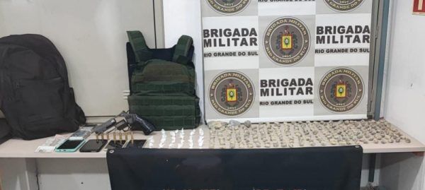 Adolescente é detido com drogas em arma em Lajeado