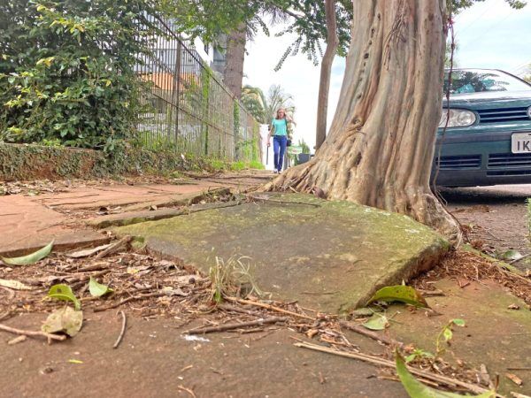 Projeto cria desconto no IPTU para incentivar reforma de calçadas em Estrela