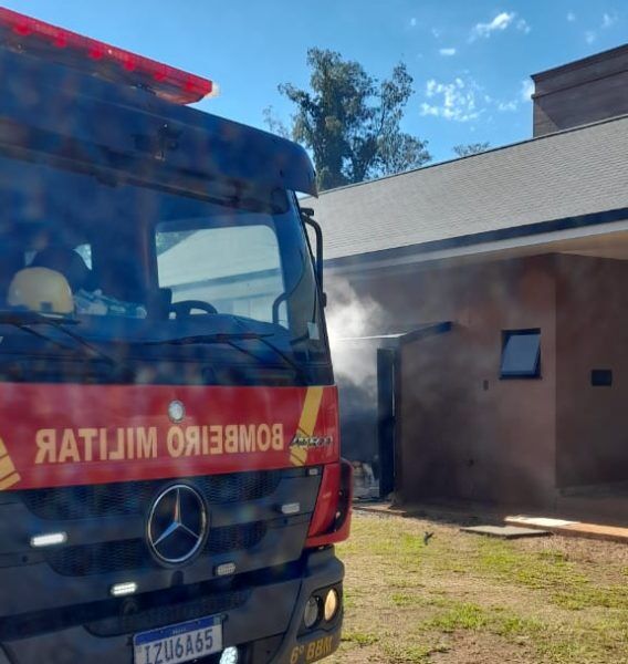 Bombeiros combatem princípio de incêndio no bairro Conventos