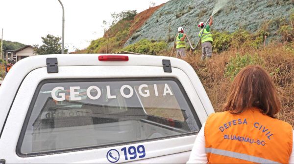 Quarenta em Blumenau e o bom anúncio de  Marjorie Kauffmann