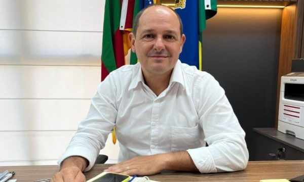 Presidente do Legislativo assume prefeitura de Taquari