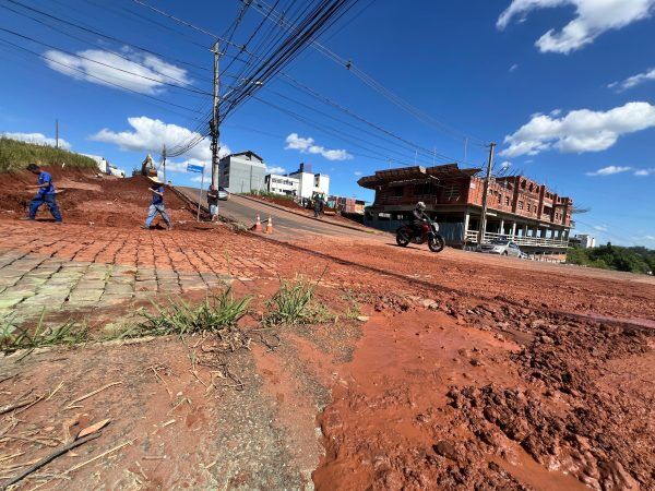 Tubulação rompe e causa falta de água em oito bairros de Lajeado