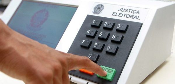 Janela para troca de partido abre em pouco mais de 20 dias
