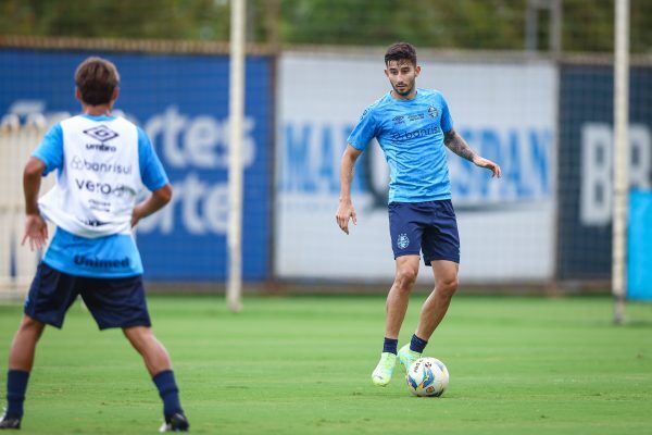 Renato pode poupar pendurados contra o Guarany