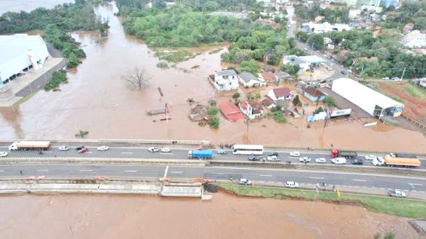 Entrave às casas populares em Lajeado