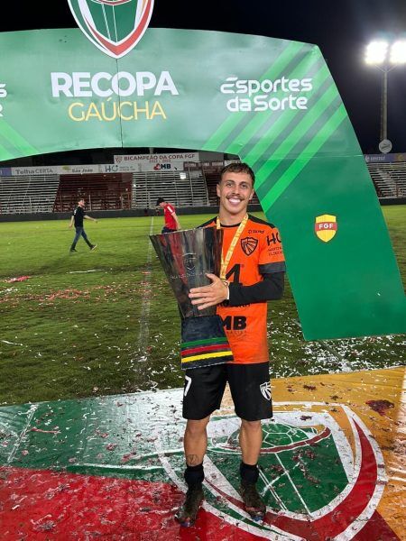 São Luiz celebra conquista histórica na Recopa Gaúcha