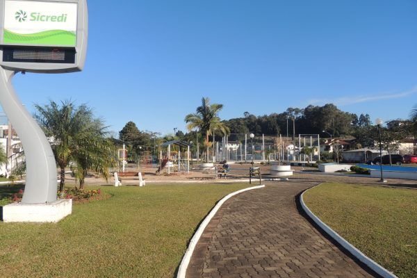 Campeões do futebol sete serão conhecidos nesta noite