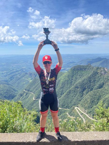 Sara Scherer conquista o pentacampeonato no Desafio da Serra do Rio do Rastro