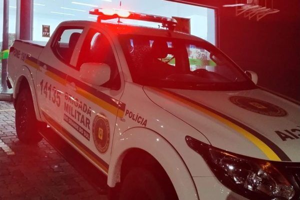 BM de Estrela prende suspeito por clonagem de veículo