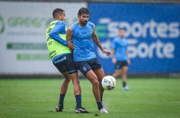 Diego Costa segue com dores e não deve atuar na Argentina