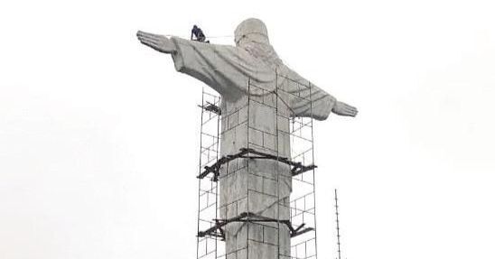 Cristo Redentor de Guaporé passa por restauração