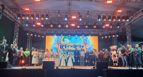 Anta Gorda realiza abertura oficial da 8ª FestLeite