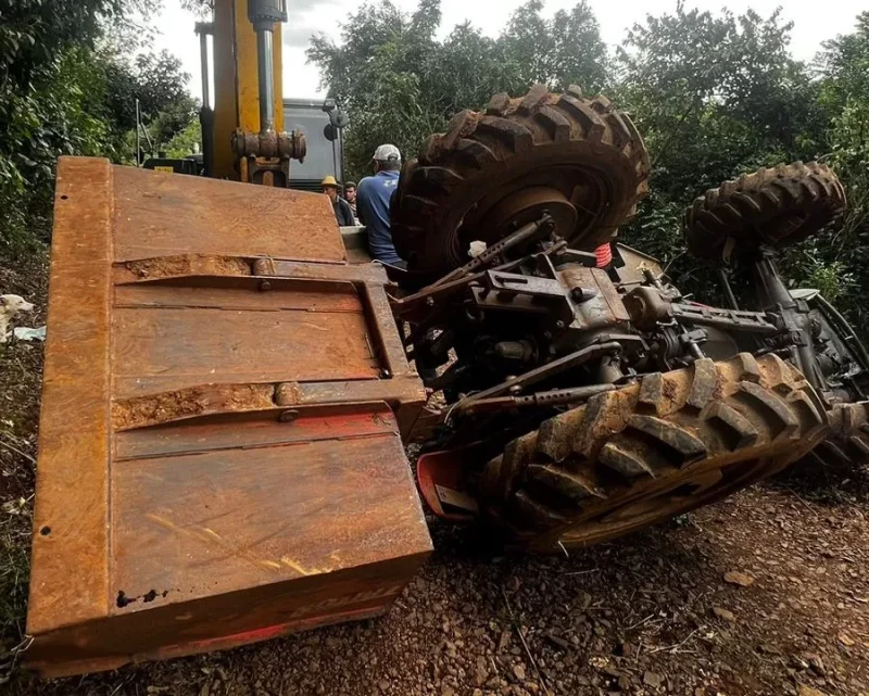 Idoso morre após acidente com trator em Roca Sales