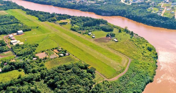 E-Log estuda a privatização do Aeródromo Regional