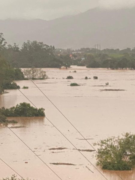 Prefeito indica possível queda da ponte de Ferro