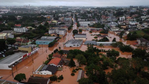 Vale contabiliza 4 mortes e 40 desaparecidos