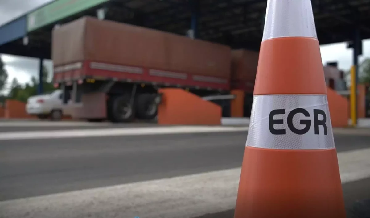 Seis praças de pedágio tem cobrança suspensa pela EGR